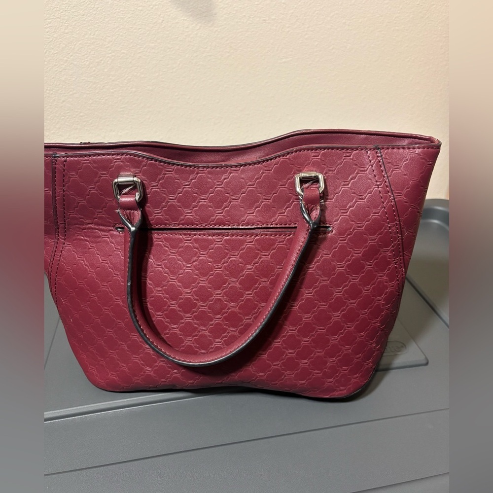 Dana Buchanan leather tote. Pretty red and is in great condition with min wear - Picture 3 of 12